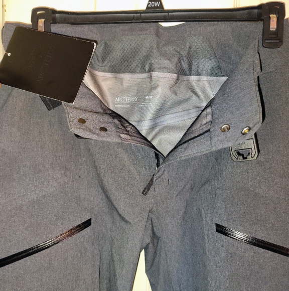 Arc'teryx Incendia Black Heather Gray Pants Womens Size Medium NWT - Picture 1 of 16